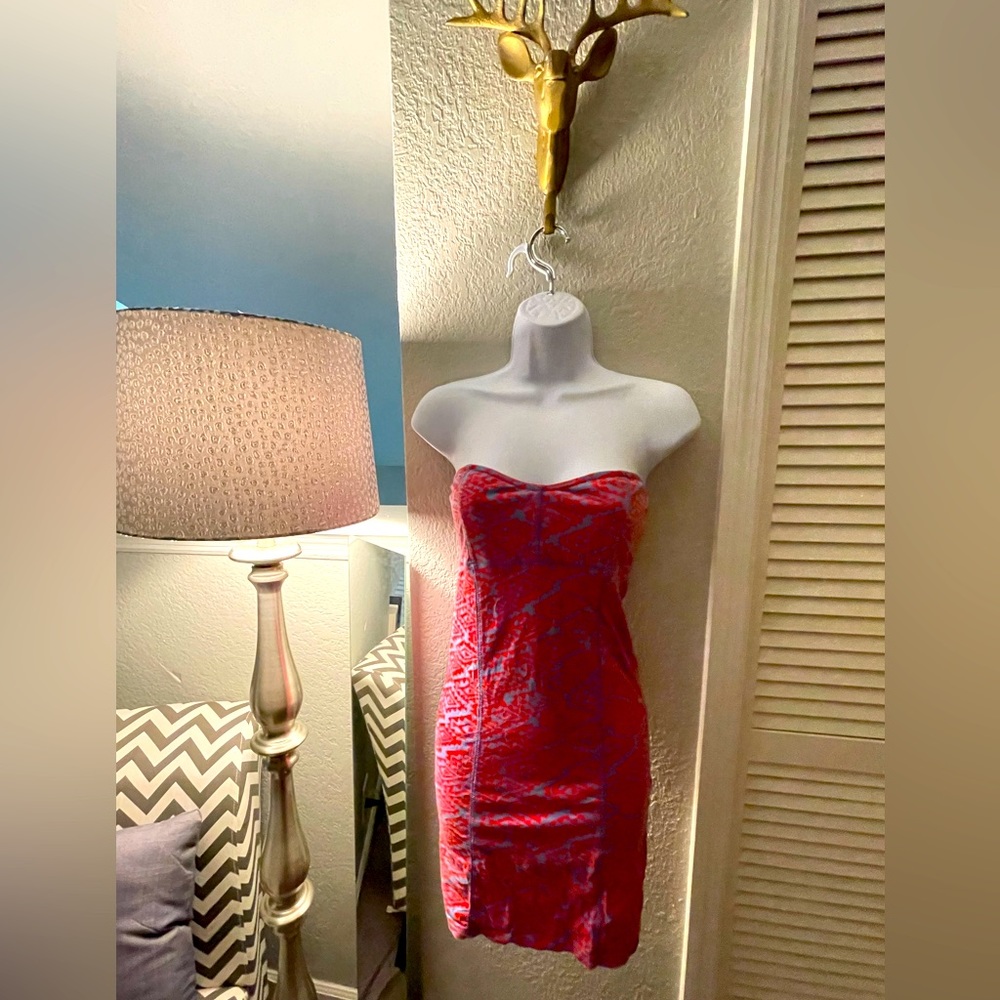 Strapless Billabong dress, size Med